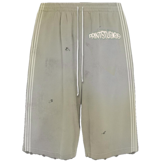 deserted shorts image 0